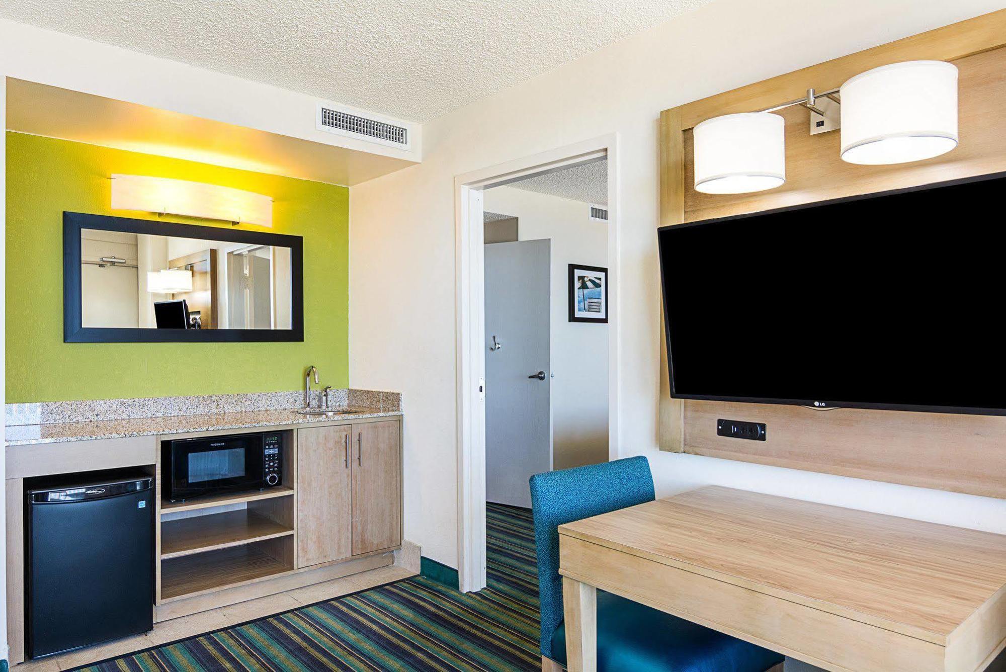 Comfort Suites Beachfront Virginia Beach Eksteriør bilde